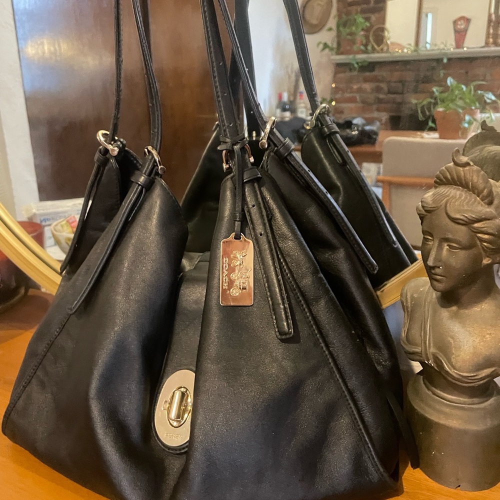 VINTAGE Coach Black Leather Madison Carlyle Women's Bag
